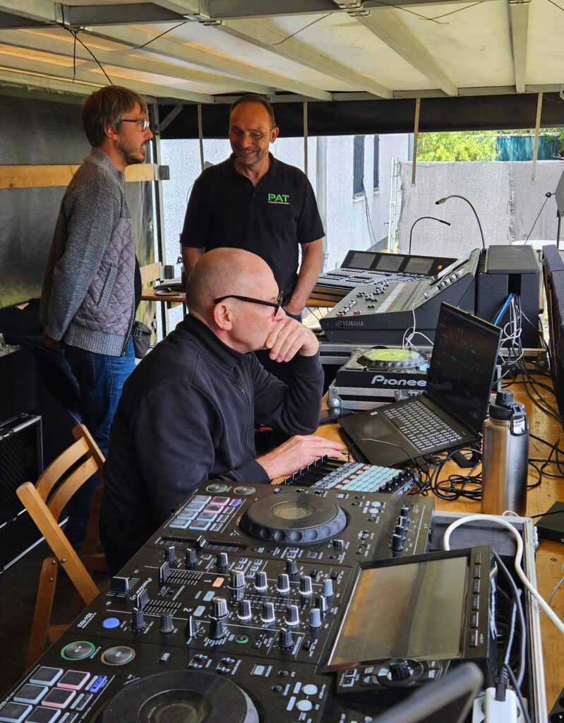 Das Technik- und Organisationsteam von SMT