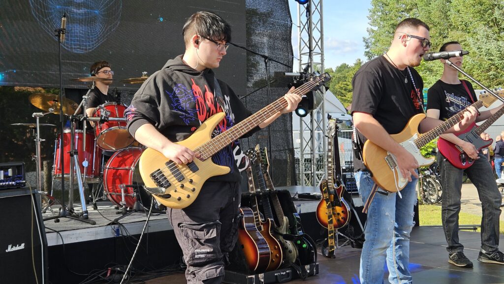 Rising Backfire auf der SMT-Party